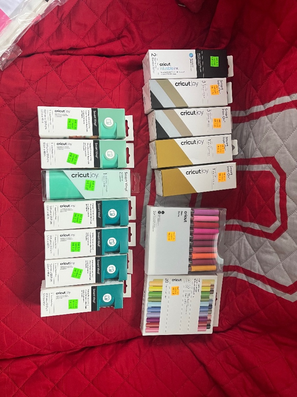 HUGE CRICUT BUNDLE